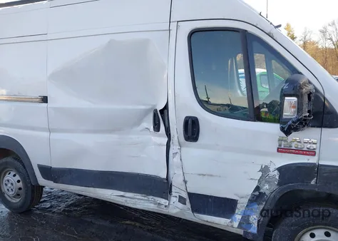 2019 Ram Promaster 1500 High Roof 136 Wb z USA, uszkodzony, nr VIN 3C6TRVBG4KE538888